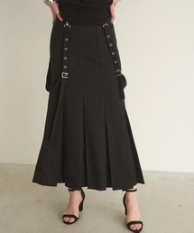 Box Tuck Suspend Skirt