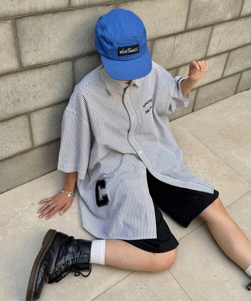 CIAOPANIC TYPY（チャオパニックティピー）の「【UNISEX】ストライプ柄刺繍オーバーシャツ（シャツ/ブラウス・レディース・ベージュ/ブルー/ブラック・ONE SIZE）」の4枚目の写真