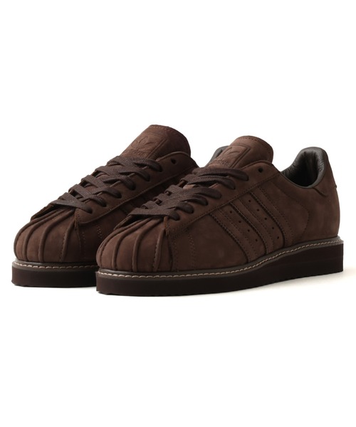 adidas(アディダス)の「adidas SUPERSTAR LUX / アディダス スーパースター ラックス(スニーカー・メンズ・ブラウン・26.0cm/26.5cm/27.0cm/27.5cm/28.0cm)」の1枚目の写真