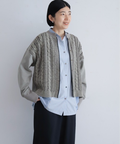 NOMBRE IMPAIR(ノンブルアンペール)の「【予約】ケーブル×裏毛コンビ ショートカーディガン(カーディガン/ボレロ・レディース・ベージュ/グレー・FREE)」の7枚目の写真