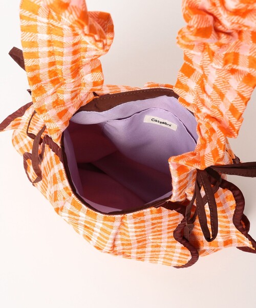 Casselini(キャセリーニ)の「【別注】Casselini / ウェーブ ギャザー バッグ(ショルダーバッグ・レディース・オレンジ/ブラック・ONE SIZE)」の10枚目の写真