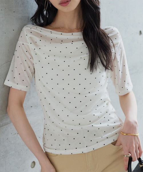 KOBE LETTUCE(コウベレタス)の「ドレープシアートップス(Tシャツ/カットソー・レディース・オフホワイト/モカ/ブラック/イエロー/チャコール/ホワイト系その他/ベージュ系その他・M)」の3枚目の写真