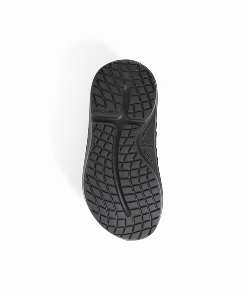OOFOS(ウーフォス)の「【OOFOS/ウーフォス】OOriginal+(サンダル・レディース・ブラック/ライトグレー・23cm/25cm/24cm)」の19枚目の写真