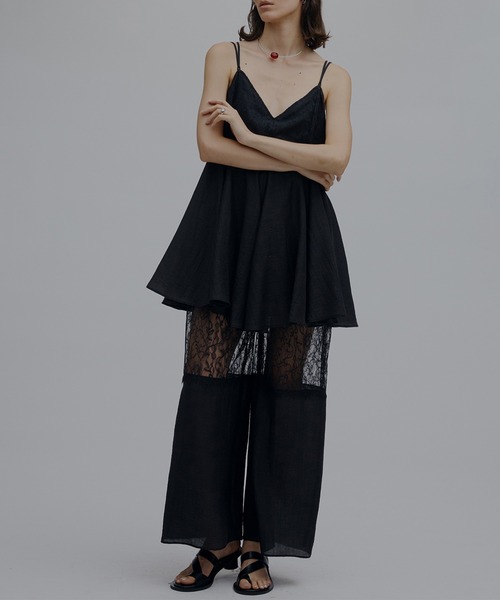 Ameri(アメリ)の「MEDI WIDE LACE CAMI ROMPERS(つなぎ/オールインワン・レディース・ブラック/アイボリー/カーキ・SMALL/X-SMALL/MEDIUM)」の21枚目の写真