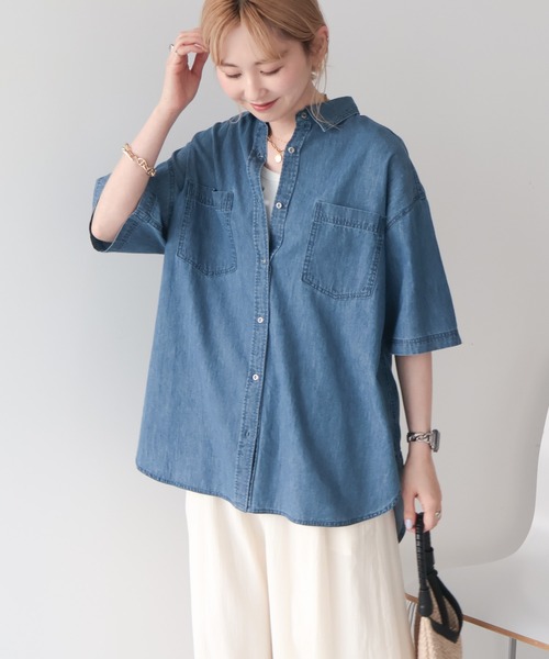 AMERICAN HOLIC(アメリカンホリック)の「Wポケット半袖デニムシャツ(シャツ/ブラウス・レディース・インディゴブルー/ライトインディゴブルー・L/M)」の2枚目の写真