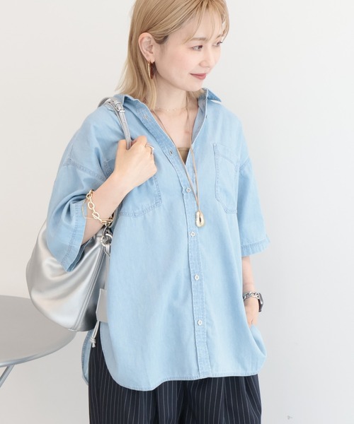 AMERICAN HOLIC(アメリカンホリック)の「Wポケット半袖デニムシャツ(シャツ/ブラウス・レディース・インディゴブルー/ライトインディゴブルー・L/M)」の6枚目の写真