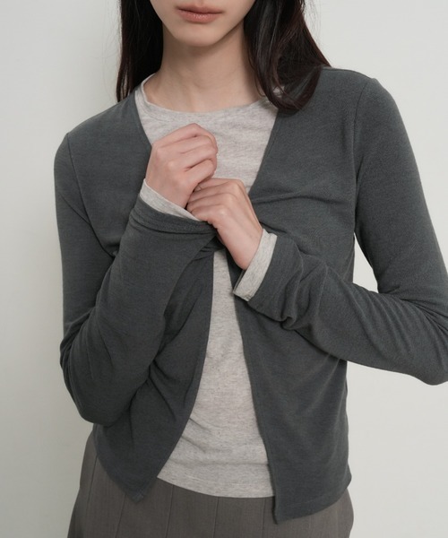 GENERAL IDEA(ジェネラルアイデア)の「GENERAL IDEA/ジェネラルアイディア LAYERED TWIST T-SHIRTS レイヤードツイスト長袖Tシャツ ドッキング 重ね着風 レディース 秋 秋服 2026年秋冬(Tシャツ/カットソー・レディース・チャコール/ブラック・S/M/XL/L)」の21枚目の写真