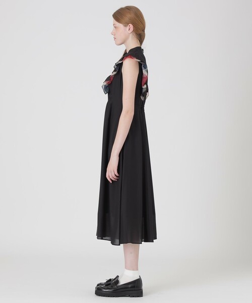 BLUE LABEL CRESTBRIDGE(ブルーレーベルクレストブリッジ)の「パーシャルチェックフリルスリーブドレス(ワンピース・レディース・ベージュ系その他4/ブラック・36/40/38)」の15枚目の写真
