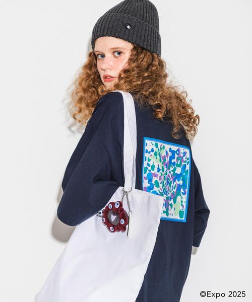 Collaboration URBAN RESEARCH(コラボレーションアーバンリサーチ)の「EXPO2025 TOTE BAG(トートバッグ・レディース・レッド/ブラック/ホワイト/ブルー/グレー・ONE)」の7枚目の写真