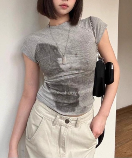 Vipoa(ヴィポア)の「vintage like short T-shirt(Tシャツ/カットソー・レディース・グレー/ホワイト・FREE)」の18枚目の写真