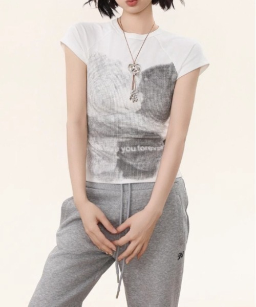 Vipoa(ヴィポア)の「vintage like short T-shirt(Tシャツ/カットソー・レディース・グレー/ホワイト・FREE)」の15枚目の写真