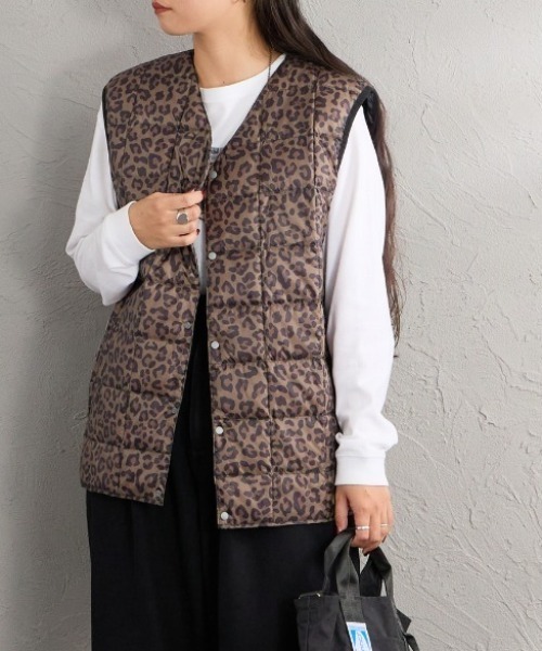 TAION（タイオン）の「【WEB先行予約】[TAION/タイオン] Vネック インナーダウンベスト(WEB限定)（ダウンベスト・レディース・レオパード/オリーブ/ライトグレー/ブラック/カーキ・L/XL/M）」の5枚目の写真