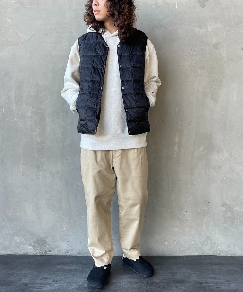 TAION（タイオン）の「【WEB先行予約】[TAION/タイオン] Vネック インナーダウンベスト(WEB限定)（ダウンベスト・レディース・レオパード/オリーブ/ライトグレー/ブラック/カーキ・L/XL/M）」の8枚目の写真