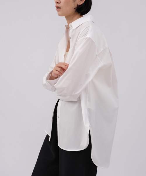 evernavy(エバーネイビー)の「【PREMIUM EASY CARE】オーバーサイズシャツ(シャツ/ブラウス・レディース・ホワイト/ライトブルー/サックスブルー・M)」の9枚目の写真