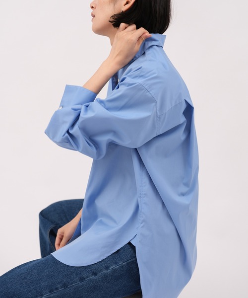 evernavy(エバーネイビー)の「【PREMIUM EASY CARE】オーバーサイズシャツ(シャツ/ブラウス・レディース・ホワイト/ライトブルー/サックスブルー・M)」の17枚目の写真