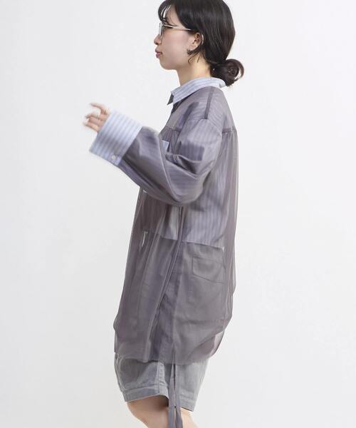 CONVERSE TOKYO(コンバーストウキョウ)の「TULLE LAYERED STRIPE SHIRT(シャツ/ブラウス・レディース・ブラック/ネイビー/ブルー系その他/ライトグレー/グレー/ブルー系その他2・FREE)」の7枚目の写真