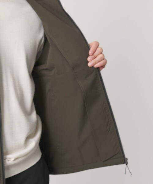 BEAUTY&YOUTH UNITED ARROWS(ビューティーアンドユースユナイテッドアローズ)の「【WEB限定 WARDROBE SMART】アクティブ ジップ フードブルゾン(ブルゾン・メンズ・オリーブ/ブラック・S/M/L/XL)」の20枚目の写真