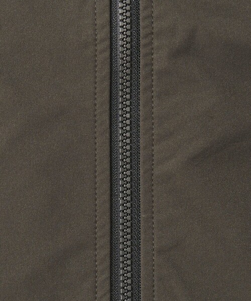 BEAUTY&YOUTH UNITED ARROWS(ビューティーアンドユースユナイテッドアローズ)の「【WEB限定 WARDROBE SMART】アクティブ ジップ フードブルゾン(ブルゾン・メンズ・オリーブ/ブラック・S/M/L/XL)」の21枚目の写真