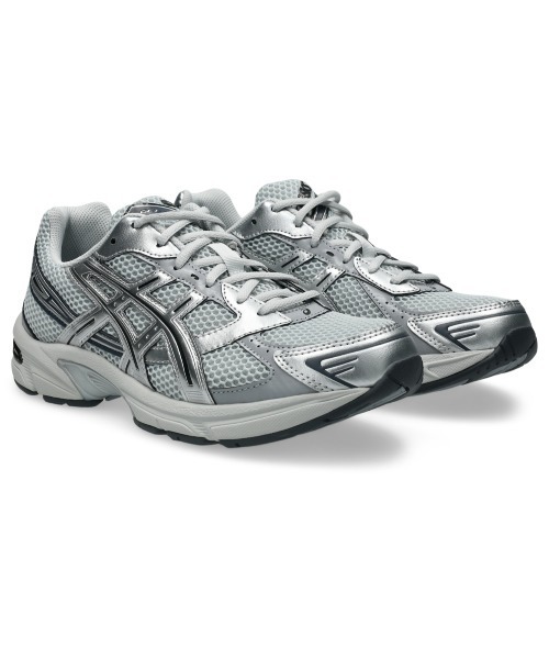 ASICS(アシックス)の「GEL-1130 / ゲル1130(スニーカー・メンズ・グレー系その他・25/23.5/24.5/28/27/24/23/26/25.5/26.5/27.5)」の1枚目の写真