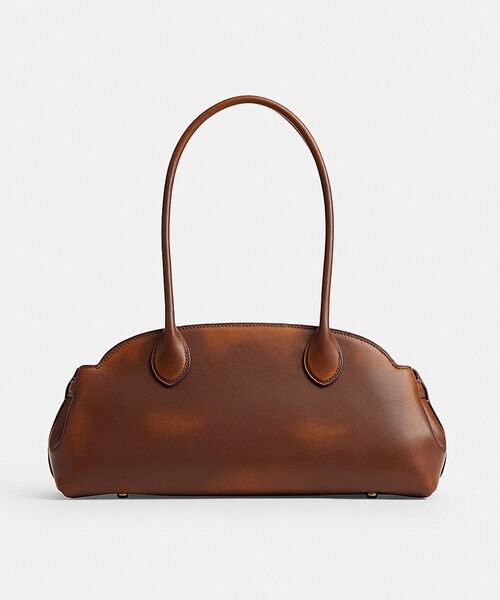 COACH(コーチ)の「エンパイア キャリーオール バッグ 34・ラブド レザー(ショルダーバッグ・レディース・ブラウン系その他・ONE)」の4枚目の写真