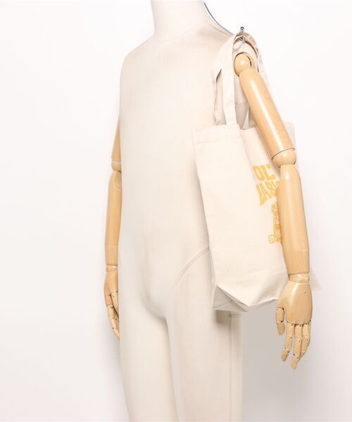 Ol' Basics（オールベーシックス）の「Ol' Basics（オール・ベーシックス） トートバッグ キャンバス ブルドッグイラスト カレッジロゴ プリント 鞄 BAG アメカジ メンズ レディース ユニセックス Mサイズ（トートバッグ・レディース・ベージュ系2/ベージュ系1・FREE）」の7枚目の写真