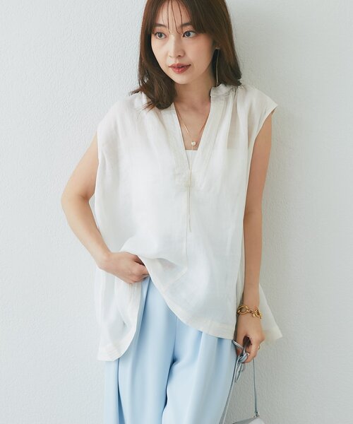 La boutique BonBon（ラブティックボンボン）の「【WEB限定】ラスターラミーブラウス（シャツ/ブラウス・レディース・オフホワイト/ブラウン・FREE）」の3枚目の写真
