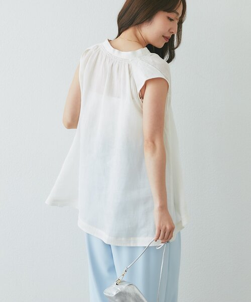 La boutique BonBon（ラブティックボンボン）の「【WEB限定】ラスターラミーブラウス（シャツ/ブラウス・レディース・オフホワイト/ブラウン・FREE）」の5枚目の写真