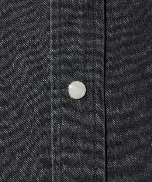 UNITED ARROWS(ユナイテッドアローズ)の「ブラックデニム ウエスタンシャツ(シャツ/ブラウス・メンズ・ダークグレー・L/M/S/XL)」の19枚目の写真