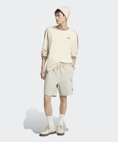 adidas(アディダス)の「エッセンシャルズ プラス ルーズフィット スリーストライプス シングルジャージー 長袖Tシャツ / ロンT / アディダス adidas(Tシャツ/カットソー・メンズ・ホワイト系その他・3XL/XX-LARGE/X-SMALL/X-LARGE/SMALL/MEDIUM/LARGE)」の5枚目の写真