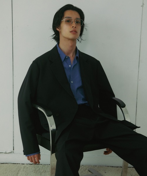 URBAN RESEARCH DOORS(アーバンリサーチドアーズ)の「HT Gabardine Double Jacket(テーラードジャケット・メンズ・ブラック/ネイビー・SMALL/MEDIUM/LARGE)」の1枚目の写真