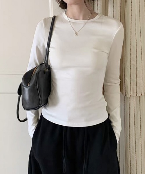 ONEP STAR(ワンピスター)の「ベーシックフィット長袖クルーネックカットソー(Tシャツ/カットソー・レディース・グレー/ホワイト/ブラック・FREE)」の10枚目の写真