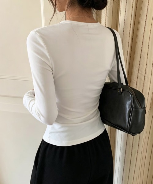 ONEP STAR(ワンピスター)の「ベーシックフィット長袖クルーネックカットソー(Tシャツ/カットソー・レディース・グレー/ホワイト/ブラック・FREE)」の12枚目の写真