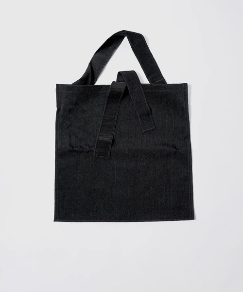 ITTI(イッチ)の「MARY INSIDE OUT TOTE - L / CERATO BRIGHT(トートバッグ・レディース・ブラウン/ブラック・FREE)」の3枚目の写真