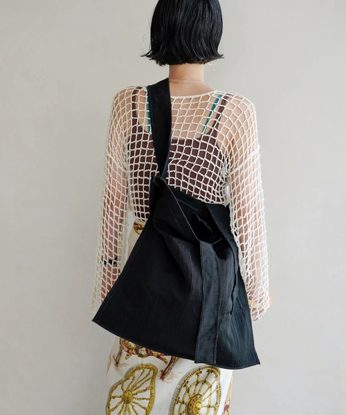 ITTI(イッチ)の「MARY INSIDE OUT TOTE - L / CERATO BRIGHT(トートバッグ・レディース・ブラウン/ブラック・FREE)」の8枚目の写真