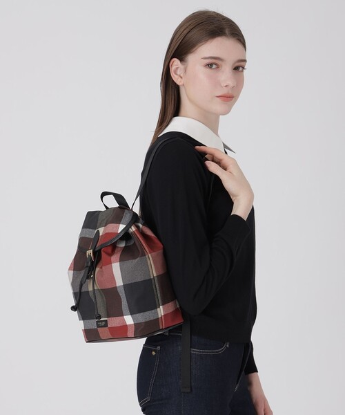 BLUE LABEL CRESTBRIDGE（ブルーレーベルクレストブリッジ）の「クレストブリッジチェックPVCバックパック（ショルダーバッグ・レディース・パープル系その他7・FREE）」の17枚目の写真