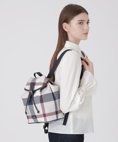 BLUE LABEL CRESTBRIDGE（ブルーレーベルクレストブリッジ）の「クレストブリッジチェックPVCバックパック（ショルダーバッグ・レディース・パープル系その他7・FREE）」の10枚目の写真