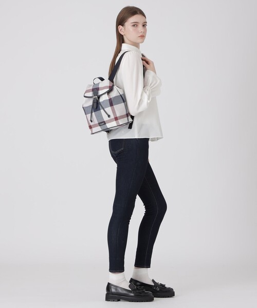 BLUE LABEL CRESTBRIDGE（ブルーレーベルクレストブリッジ）の「クレストブリッジチェックPVCバックパック（ショルダーバッグ・レディース・パープル系その他7・FREE）」の11枚目の写真