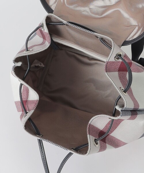 BLUE LABEL CRESTBRIDGE（ブルーレーベルクレストブリッジ）の「クレストブリッジチェックPVCバックパック（ショルダーバッグ・レディース・パープル系その他7・FREE）」の3枚目の写真