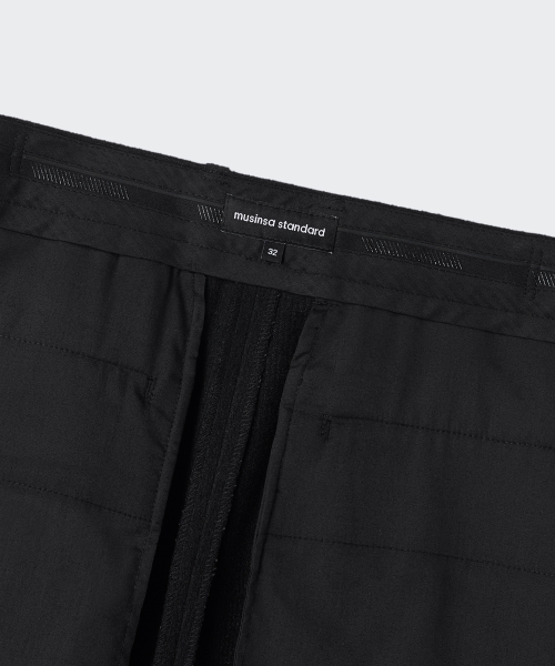 MUSINSA STANDARD（ムシンサスタンダード）の「ウールブレンドコーデュロイエクストラワイドパンツ[ブラック]（その他パンツ・メンズ・その他・26/33/34/36/38/40/42/27/28/29/30/31/32）」の5枚目の写真