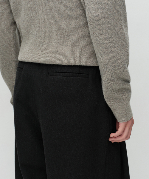 MUSINSA STANDARD（ムシンサスタンダード）の「ウールブレンドコーデュロイエクストラワイドパンツ[ブラック]（その他パンツ・メンズ・その他・26/33/34/36/38/40/42/27/28/29/30/31/32）」の7枚目の写真