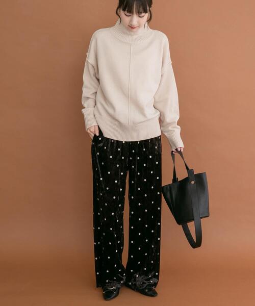 ITEMS URBANRESEARCH（アイテムズ アーバンリサーチ）の「ハイネックワイドニット（ニット/セーター・レディース・ホワイト系その他/オフホワイト/ネイビー/オレンジ・FREE）」の8枚目の写真