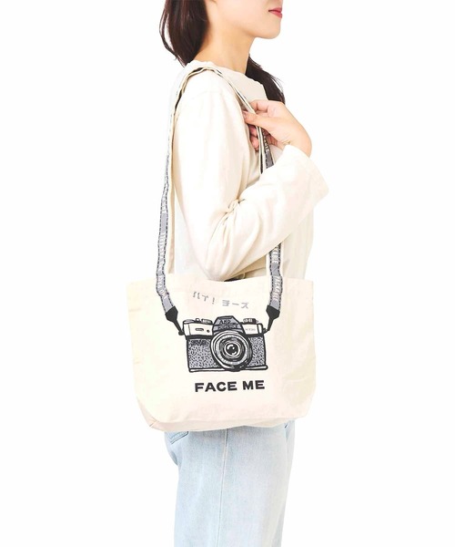 CHELSEA New York(チェルシーニューヨーク)の「PACKABLEミニトートバッグ(トートバッグ・レディース・ホワイト×レッド/ホワイト×グリーン/ホワイト×ブルー/ホワイト×ブラック/ホワイト×イエロー/G・FREE)」の7枚目の写真