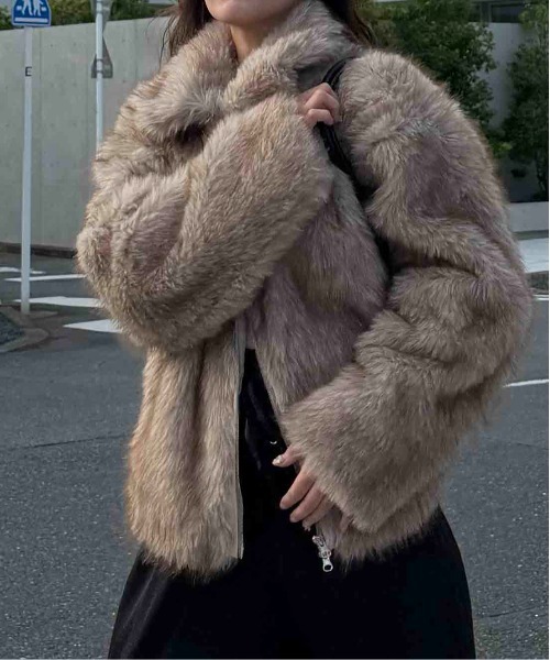 AS KNOW AS plus（アズノゥアズプラス）の「☆Wジップファスナー フェイクファーブルゾン【UNISEX ITEM】 【WEB限定】（ブルゾン・レディース・グレー系/ブラウン系/ベージュ系/アイボリー系・FREE）」の11枚目の写真