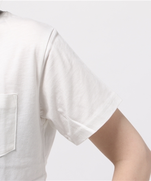 WEGO（ウィゴー）の「WEGO/USAコットンUネックTシャツ（Tシャツ/カットソー・レディース・杢グレー/ネイビー/キャメル/ブラック/ホワイト/イエロー/ピンク/レッド系その他/ホワイト系その他/パープル/ダークグリーン・MEDIUM/LARGE）」の18枚目の写真