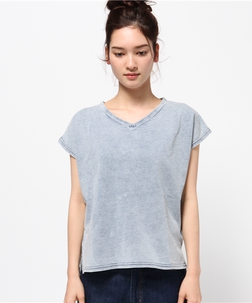 VENCEEXCHANGE（ヴァンスエクスチェンジ）の「インディゴケミカルスリットTシャツ         （Tシャツ/カットソー・レディース・ブルー・MEDIUM）」の7枚目の写真