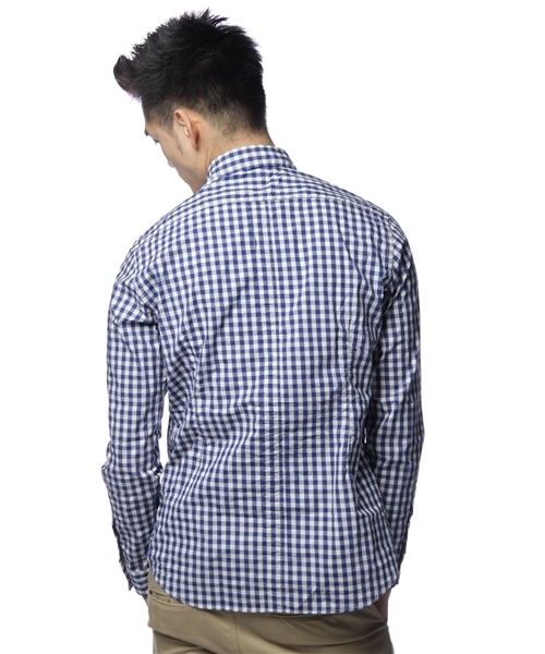 BEAMS（ビームス）の「BEAMS / ギンガムチェックボタンダウンシャツ（シャツ/ブラウス・メンズ・グレー/ブルー・SMALL/MEDIUM/LARGE）」の5枚目の写真