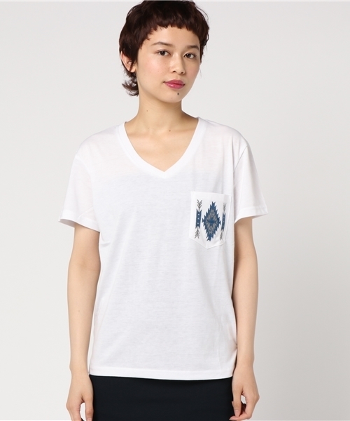 VENCEEXCHANGE(ヴァンスエクスチェンジ)の「オルテガ刺繍ポケットT (Tシャツ/カットソー・レディース・オフホワイト/ブラック/オレンジ・MEDIUM)」の4枚目の写真
