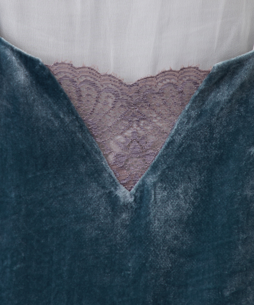 STUDIOUS(ステュディオス)の「シルクレーヨンベルベットキャミワンピース(ワンピース・レディース・ターコイズブルー/ネイビー・1)」の11枚目の写真