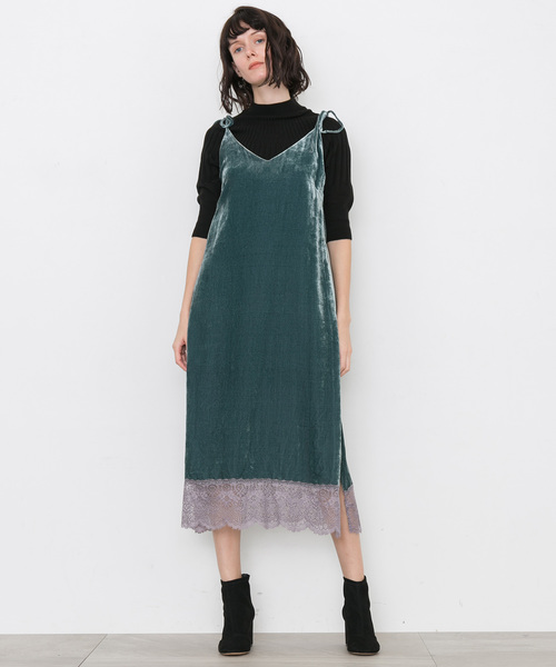 STUDIOUS(ステュディオス)の「シルクレーヨンベルベットキャミワンピース(ワンピース・レディース・ターコイズブルー/ネイビー・1)」の17枚目の写真