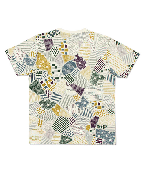 Design Tshirts Store graniph(デザイン ティーシャツ ストア グラニフ)の「マルチパターンTシャツH/エアリアルマップ(Tシャツ/カットソー・メンズ・ナチュラル・SMALL/LARGE/MEDIUM/X-SMALL)」の4枚目の写真